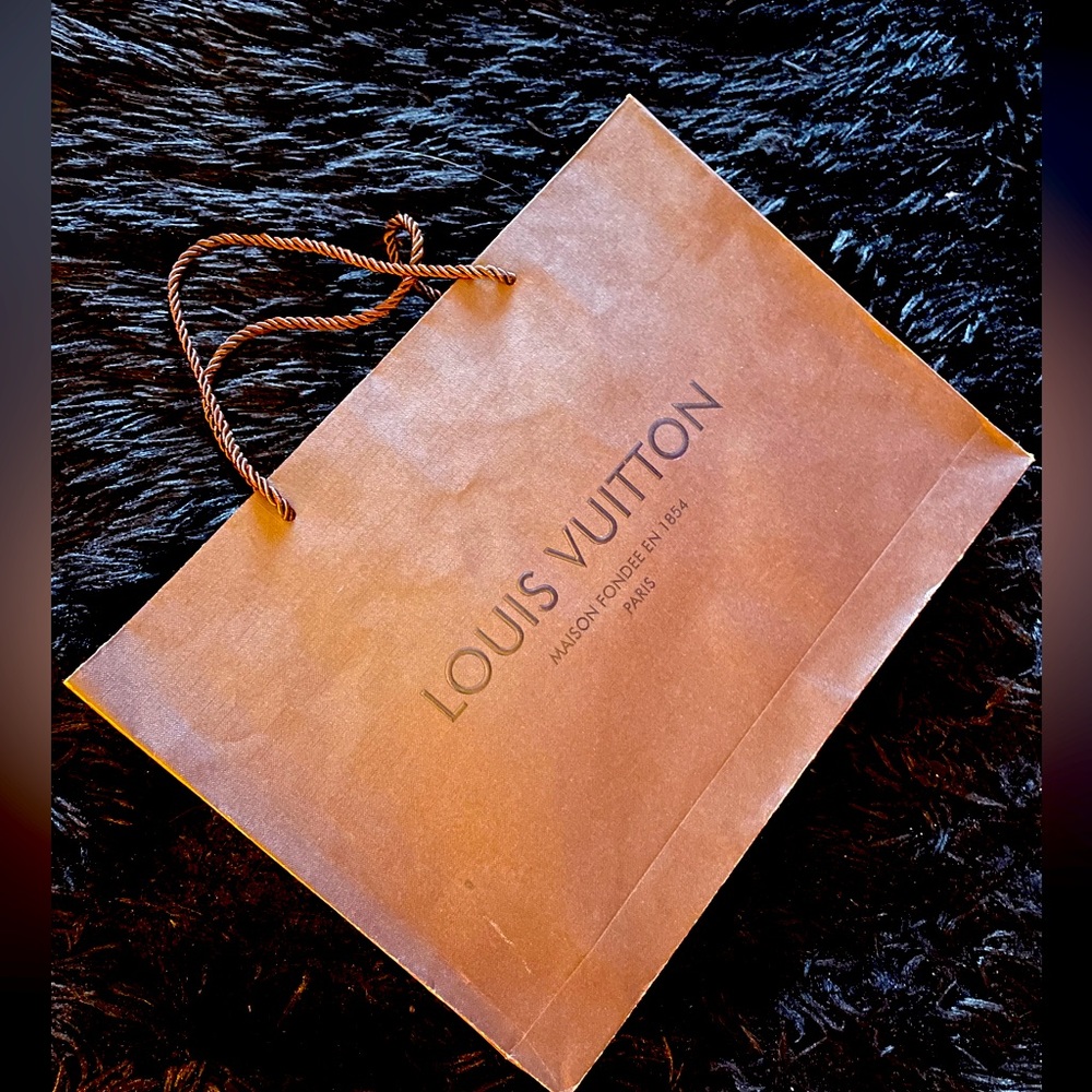 Authentic Louis Vuitton scarf/wrap. - Picture 3 of 3